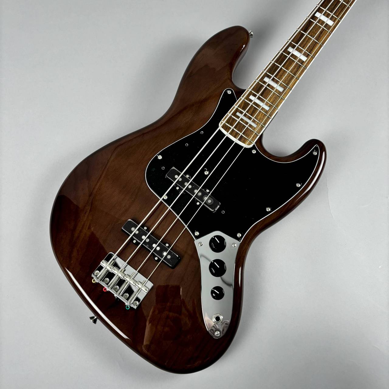 Fender FSR TRADII 70S JB エレキベース／島村楽器別注モデル（新品
