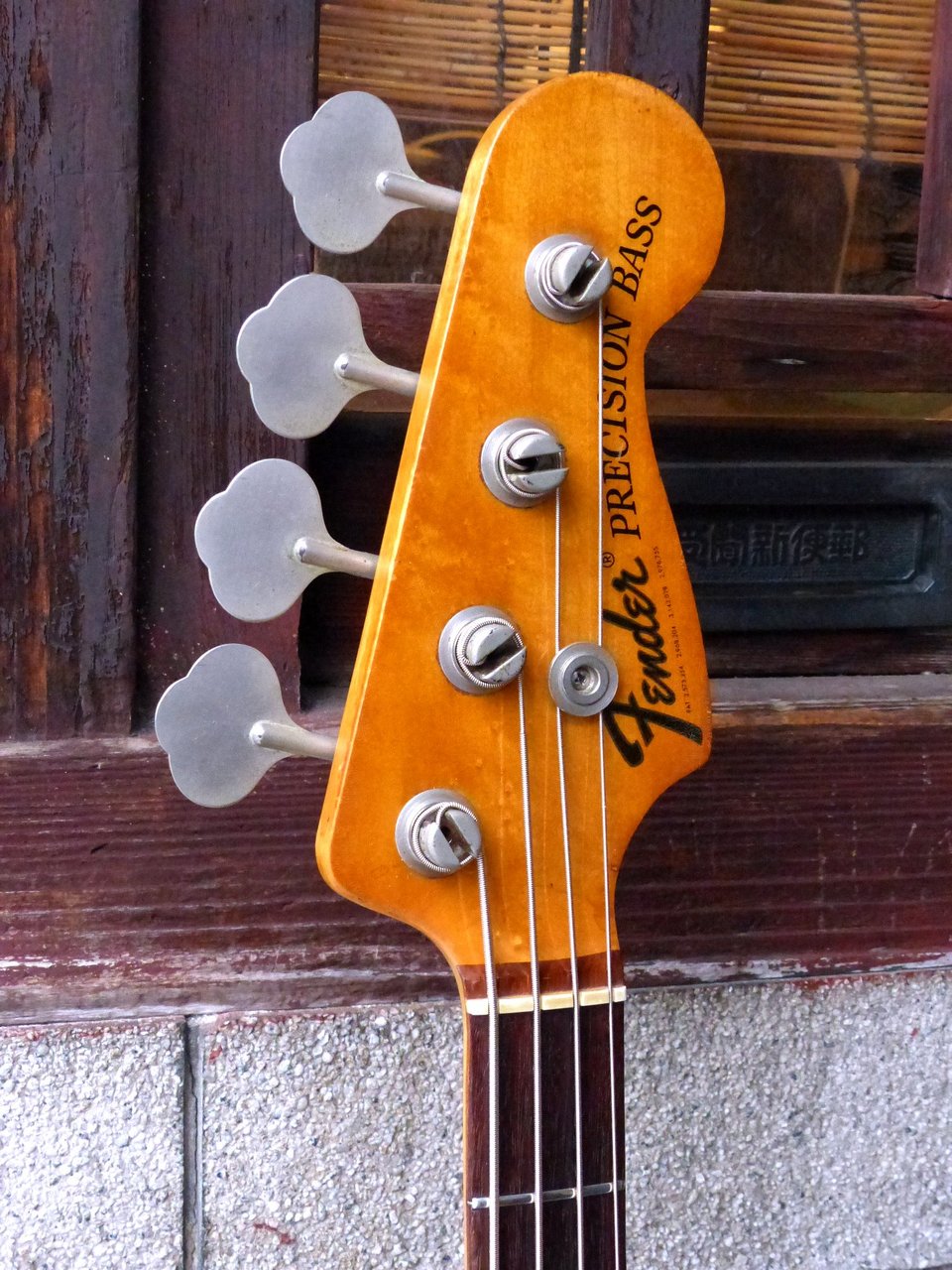 値下げ！Fender precisionBass 1973〜75 値下げ！Fender precisionBass 1973〜75 - メルカリ