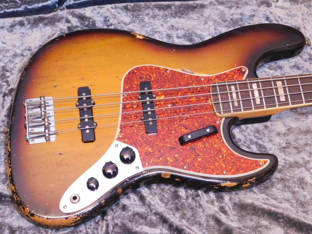 Fender Jazz Bass '73 SB/R（ビンテージ）【楽器検索デジマート】