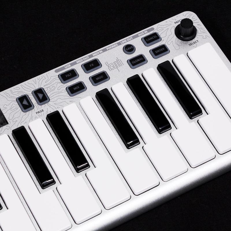 ESI USED 中古 Xsynth 新品同様 美品（中古/送料無料）【楽器