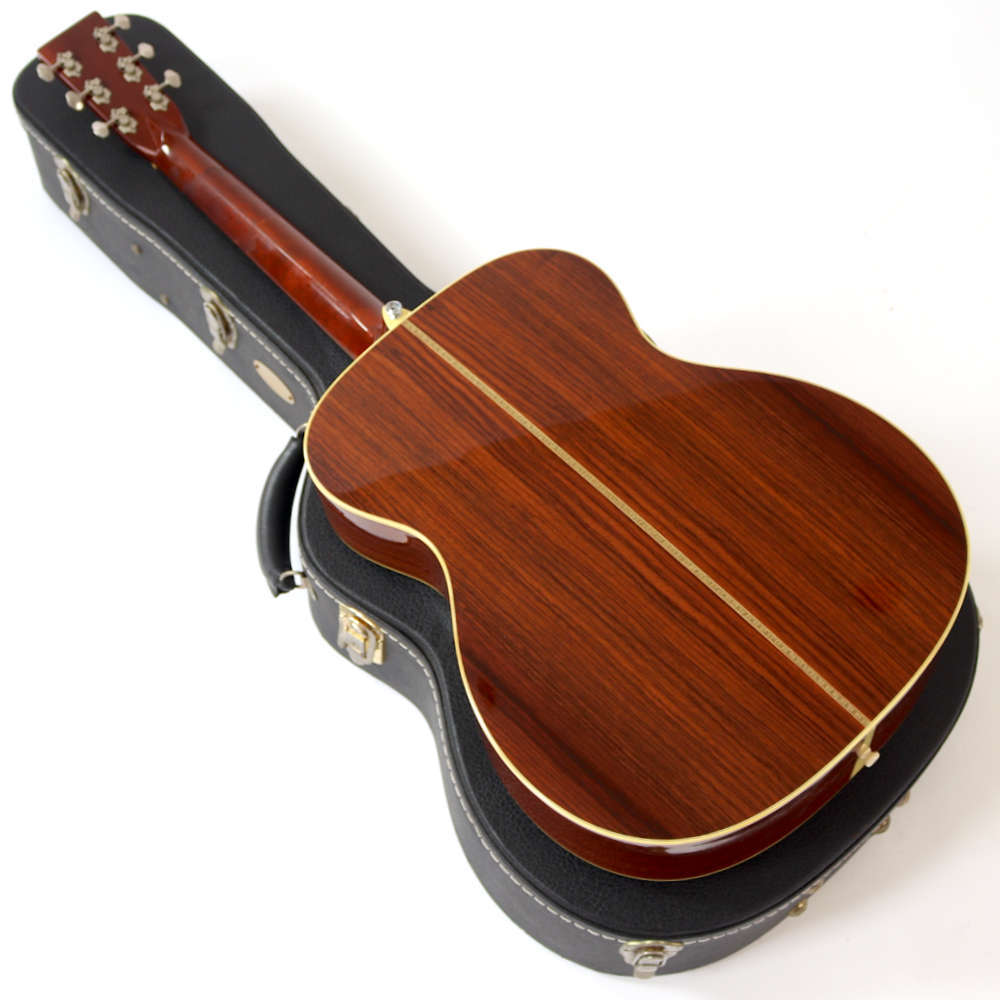Martin ooo-28 2004年製　ピックアップ付き Martin 000-28 Standard Pickup 【アンプに繋げる マーチン