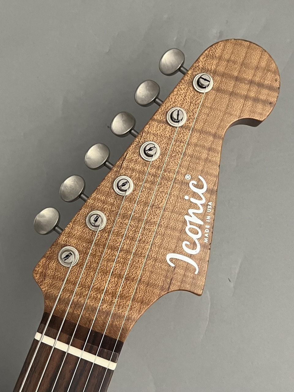 Iconic Guitars Solana 62S -Vintage Modern - Faded 3Tone Sunburst