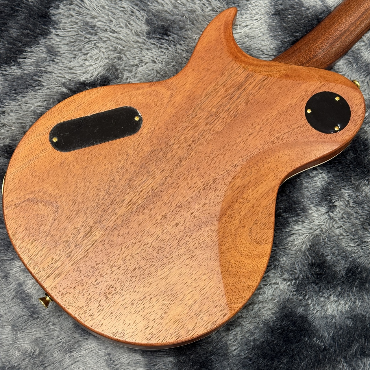 Aria Pro II PE-600MH STBR(Stained Brown), Open-Pore Finish（新品