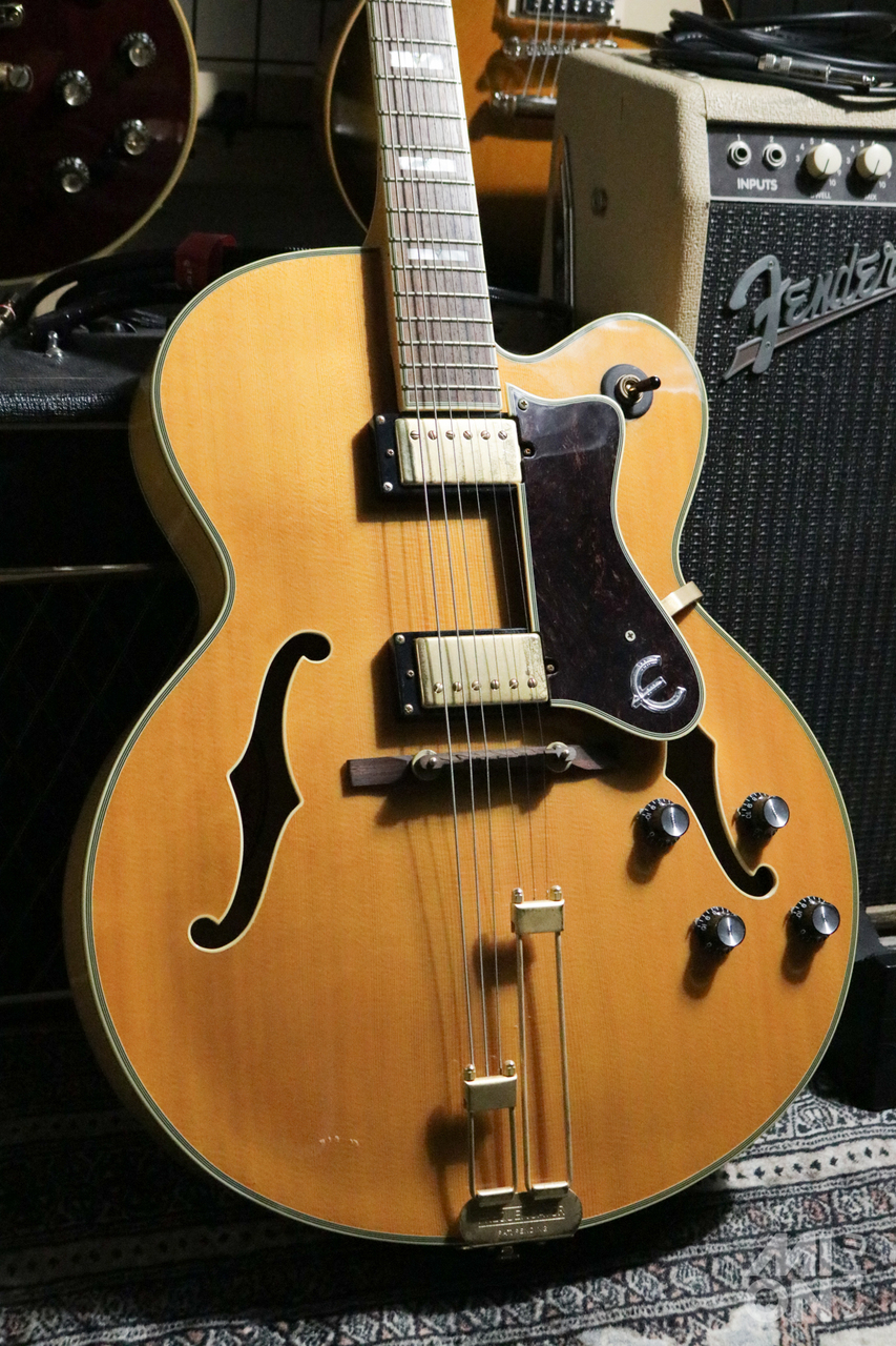 (新品同様) Epiphone Broadway フルアコ ナチュラル色 135472.jpg