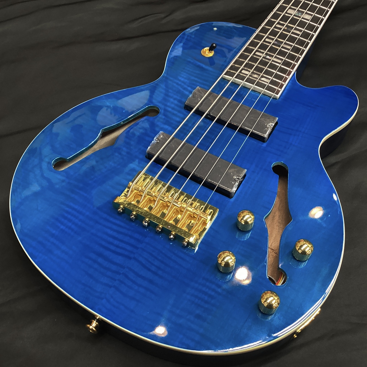 Katamalazoo 6-String Semi-acoustic Bass/Blue (6弦ベース アクティヴ