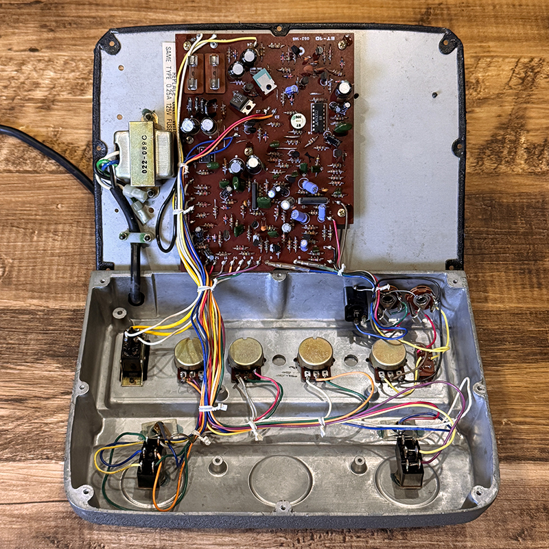 BOSS 1979 CE-1 Chorus Ensemble #853088（ビンテージ）【楽器検索