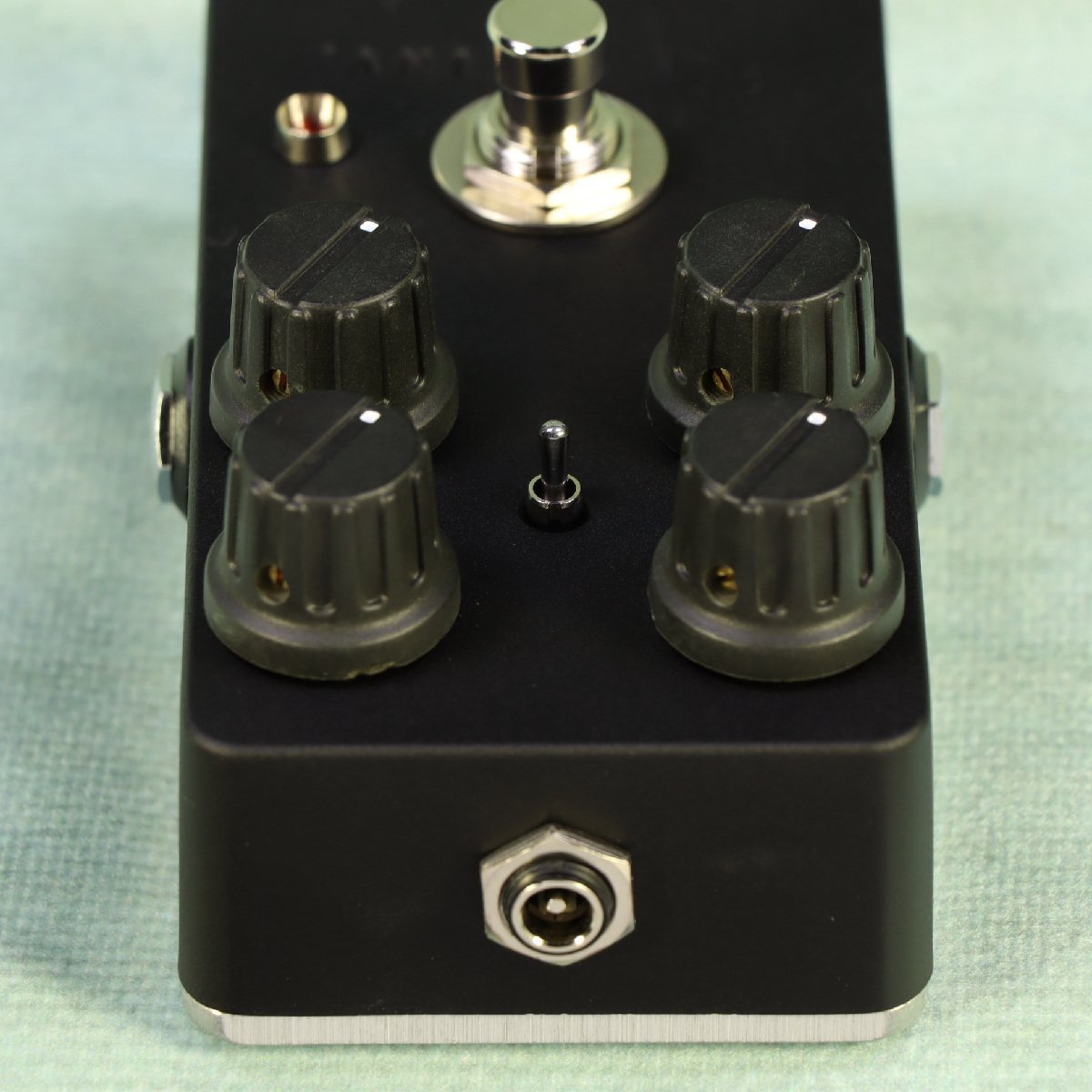 Zahnrad INVERSION モダンディストーション ディストーション】-Zahnrad-技術と経験を土台に生み出された初の