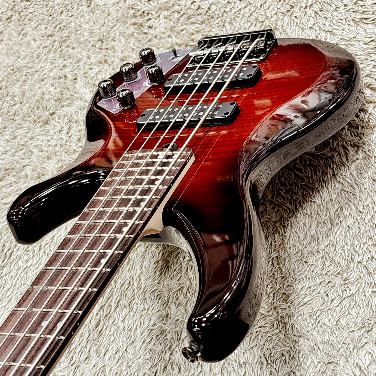【逸品堂 本舗】YAMAHA ベース MOTION B Red Burst 逸品堂 本舗】YAMAHA ベース MOTION B Red Burst Sold items