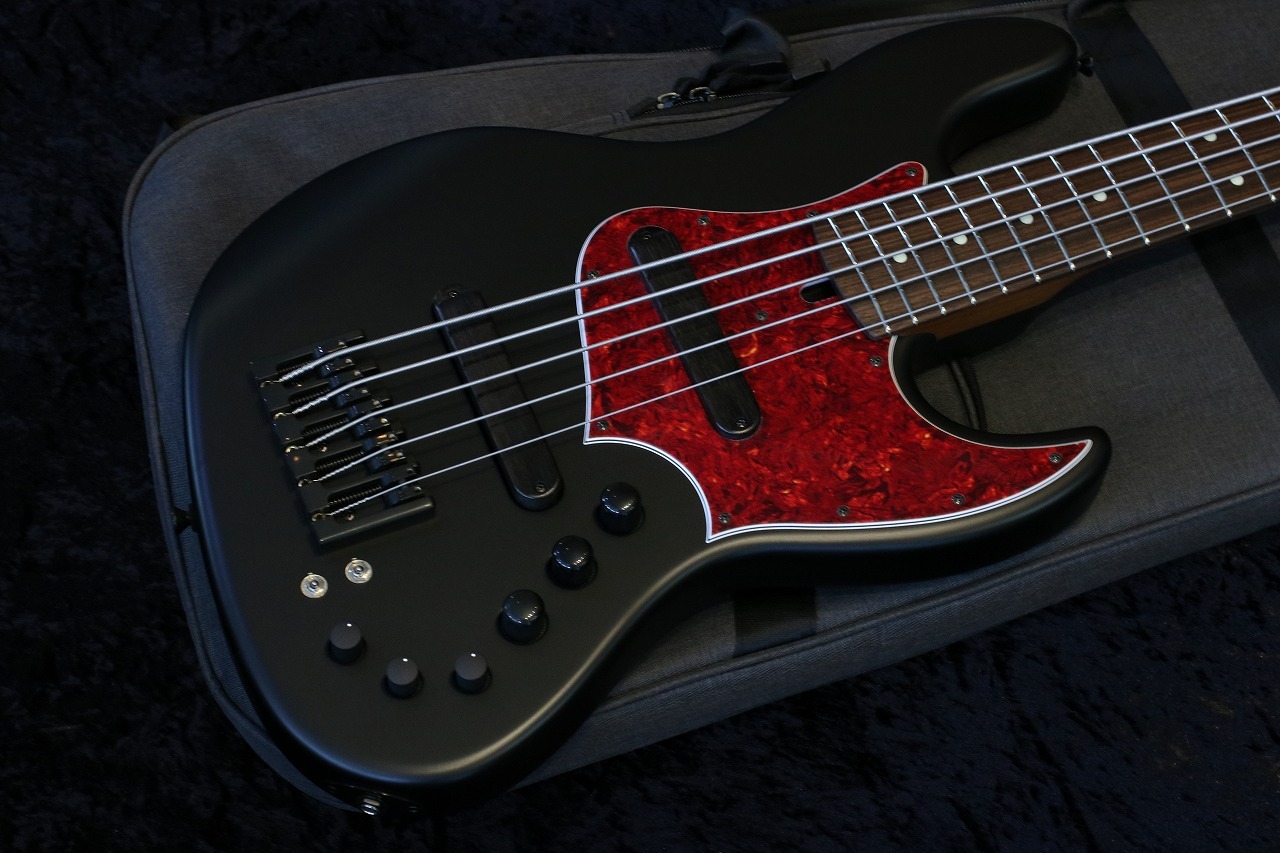 Xotic XJ-1T 5st Satin Black 