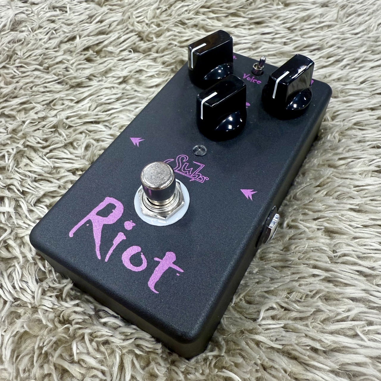 Suhr / Riot Distortion 限定黒色 (レア) Suhr Riot Black Edition【ディストーション】（新品/送料無料）【楽器