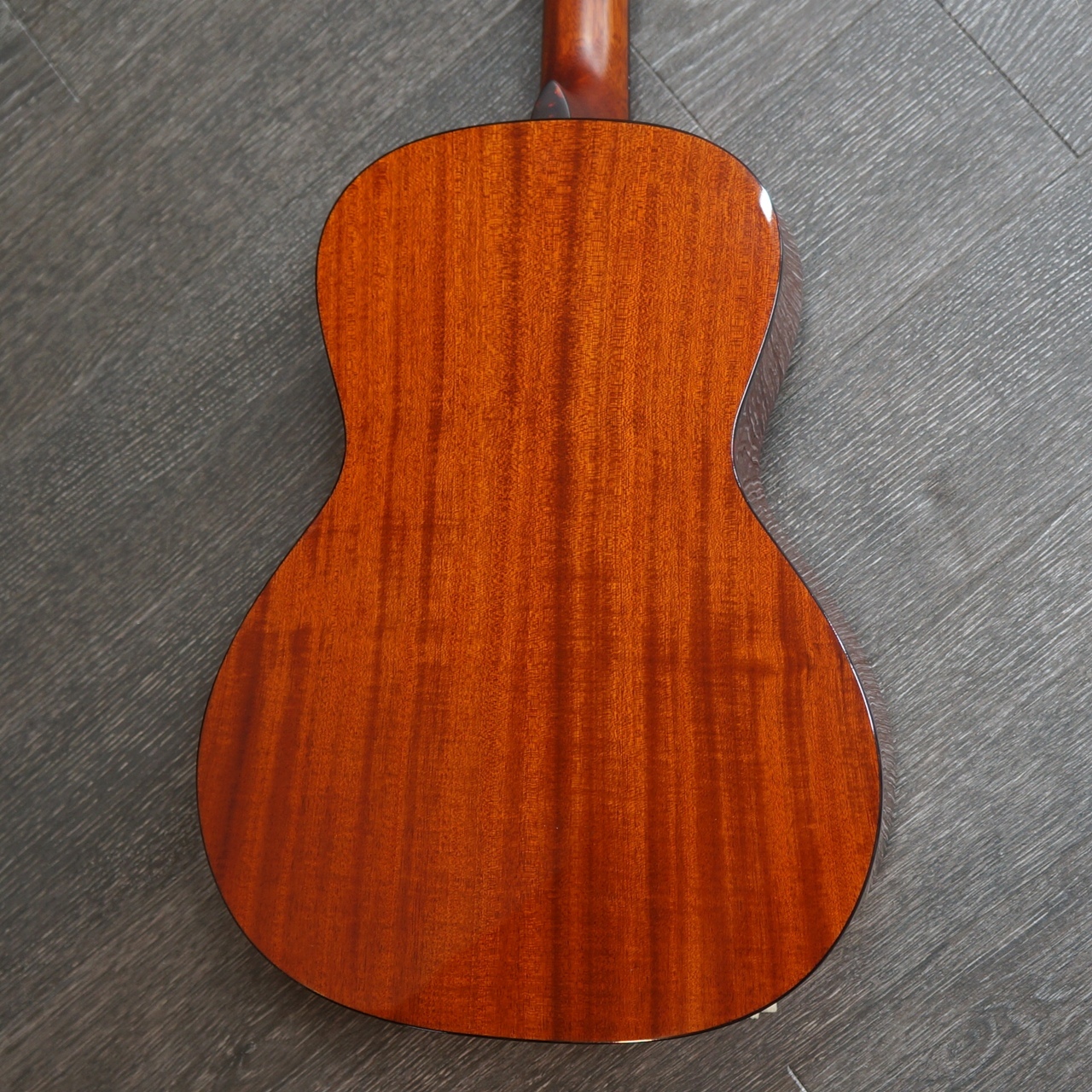 Eastman E1-00SS-DLX-SB（新品）【楽器検索デジマート】