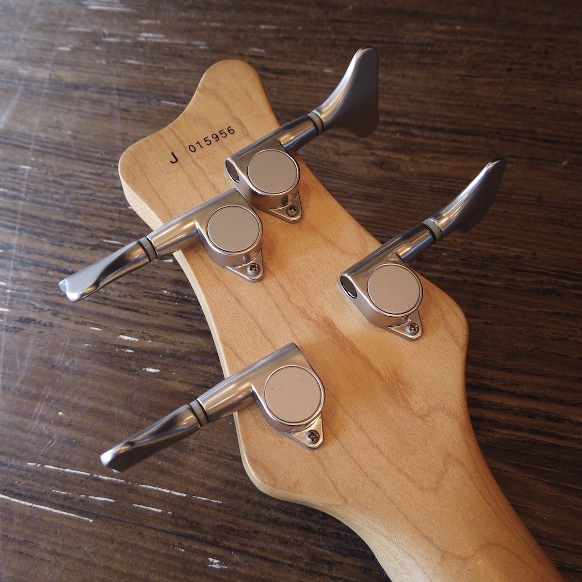 Grover Jackson■エレキベース■ナチュラル　ウッド Grover Jackson GJb Electric bass（中古/送料無料）【楽器検索