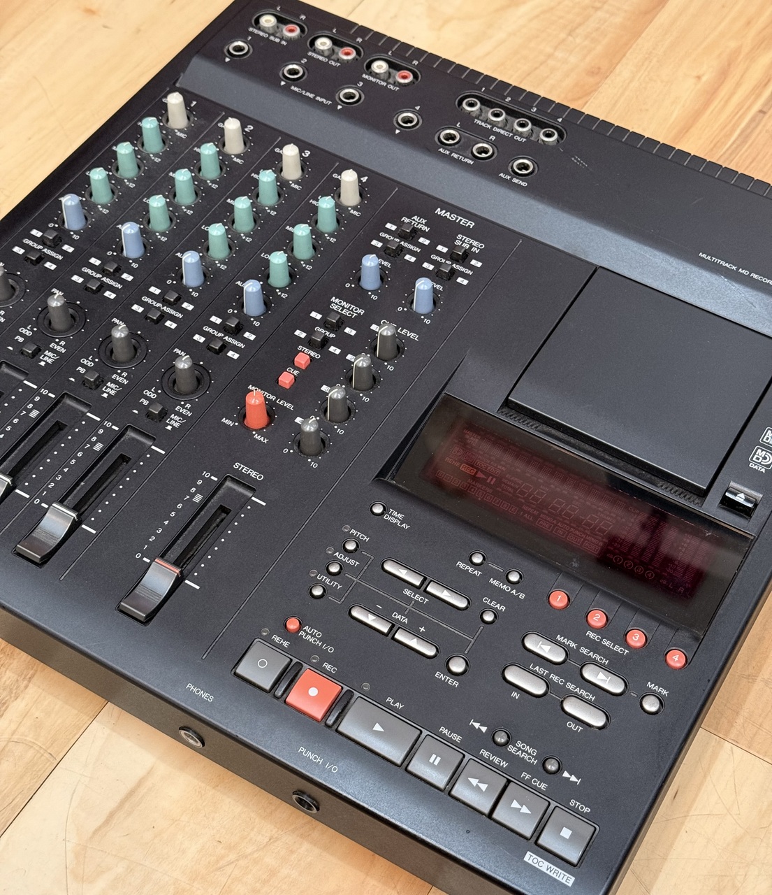 Yamaha MD4 Multitrack MiniDisc Recorder Made in Japan Oct 96