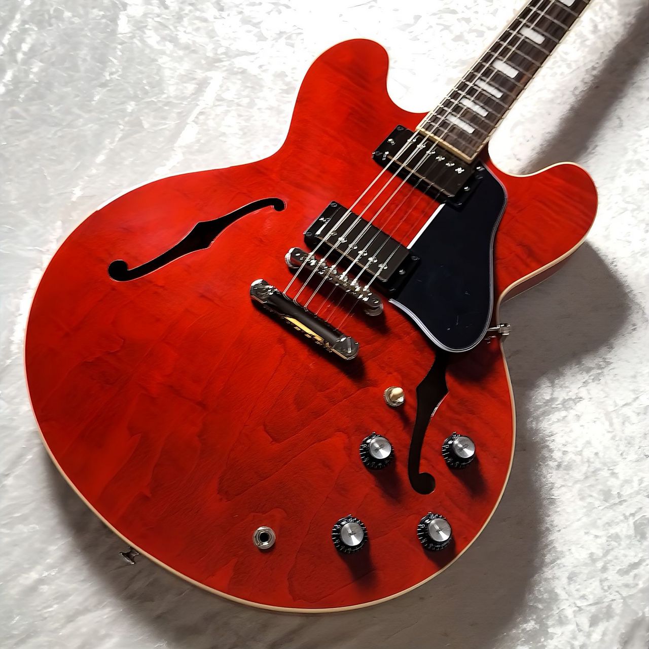 Gibson ES-335 Figured Sixties Cherry セミアコギター エレキギター