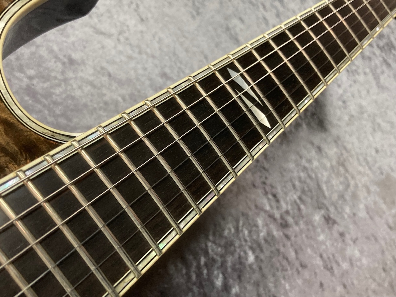 B.C.Rich Warlock NJ Deluxe（中古）【楽器検索デジマート】