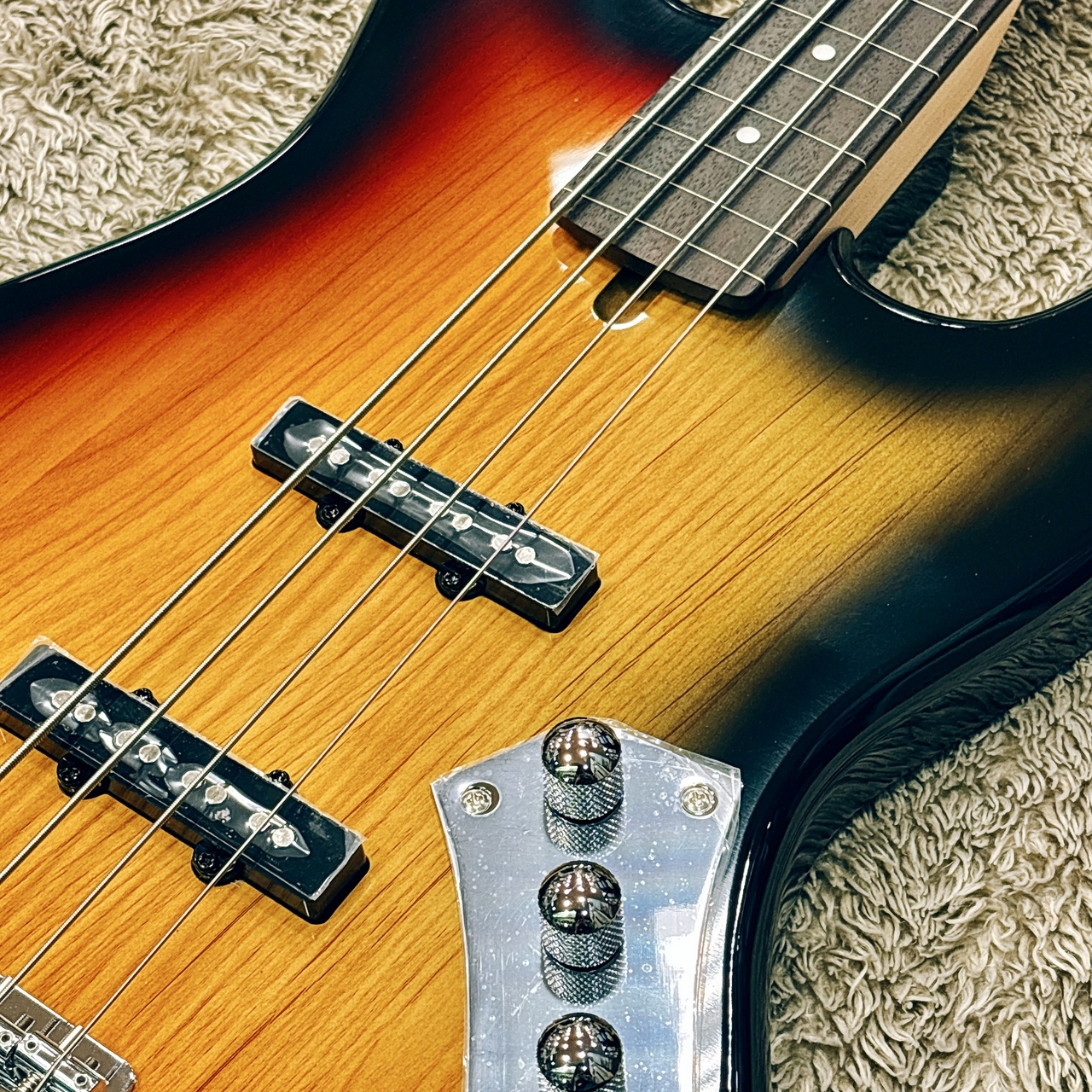 Bacchus BJB-1R-FL 3TS -Univers Series-【特価】（新品特価