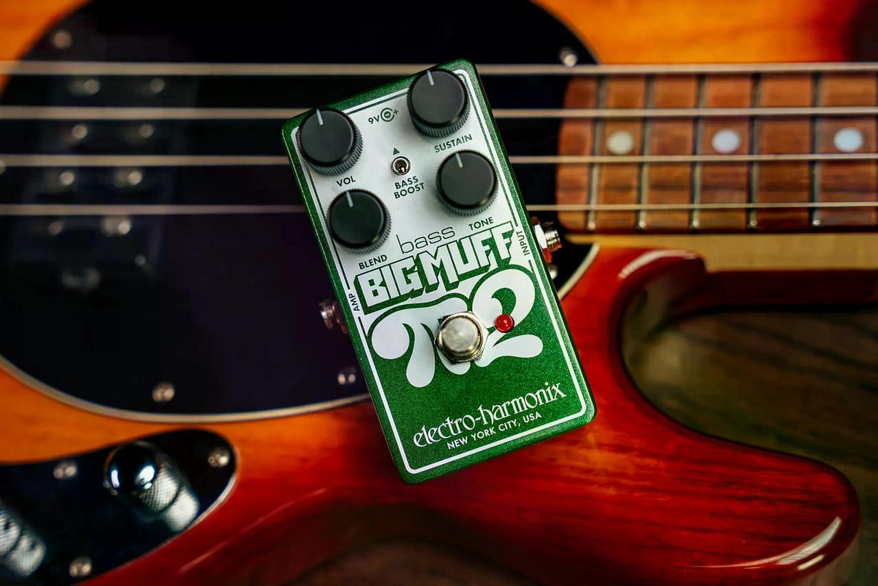 Electro-Harmonix Bass Big Muff Pi 2 Dual Op-Amp Bass Fuzz ベース用