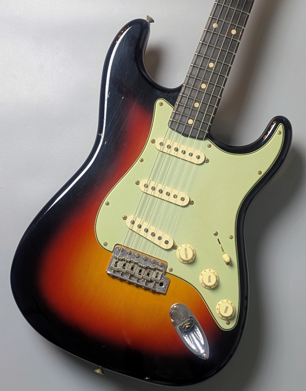 Fender Custom Shop 1960 Stratocaster Journeyman Relic Wide Fade 3