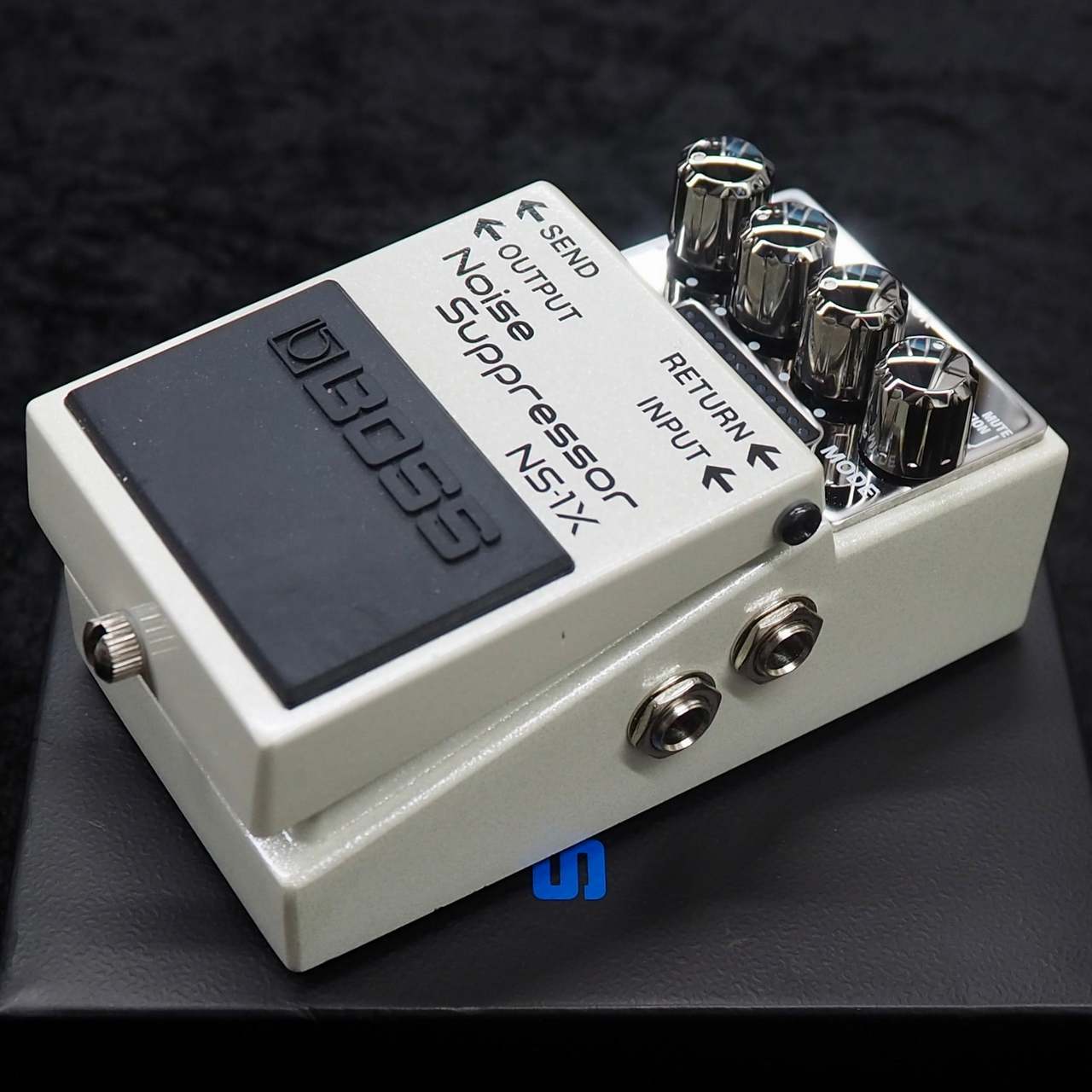 BOSS ノイズサプレッサー Noise Suppressor NSー1X Amazon | BOSS/NS-1X Noise Suppressor ボス ノイズサプレッサー