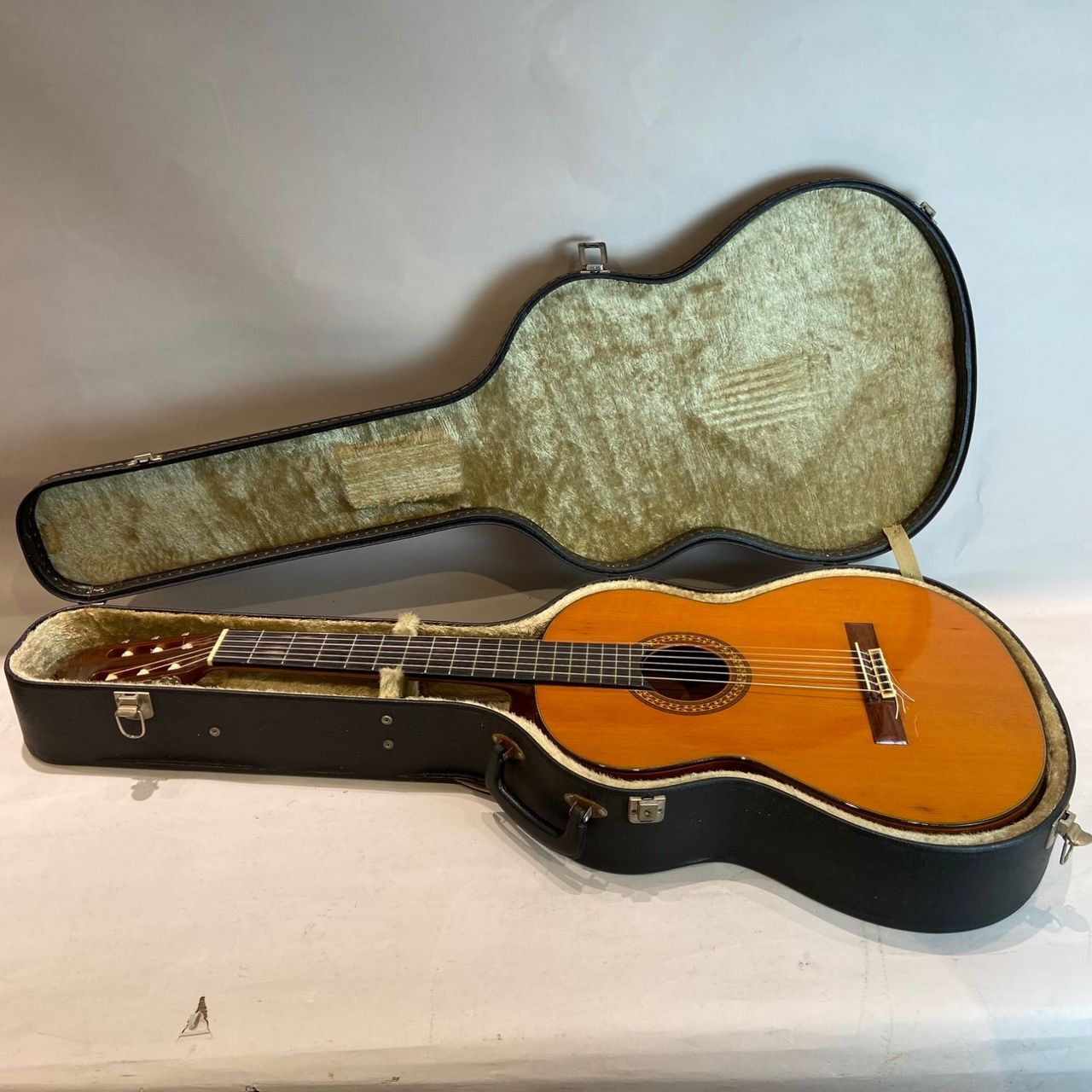 YAMAHA CG-151S ハードケース付 クラシックギター(本体)｜売買された 