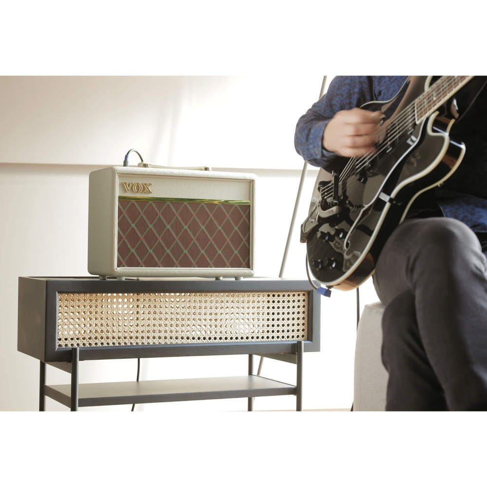 Pathfinder 10 vox アンプ　限定カラー　クリーム　旧タイプ Pathfinder 10 vox アンプ 限定カラー クリーム 旧タイプ（VOX