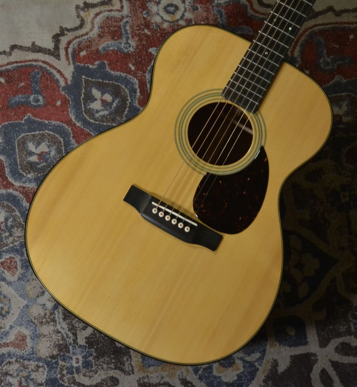 Martin Custom Shop CTM OM-18 ”HideGlue”