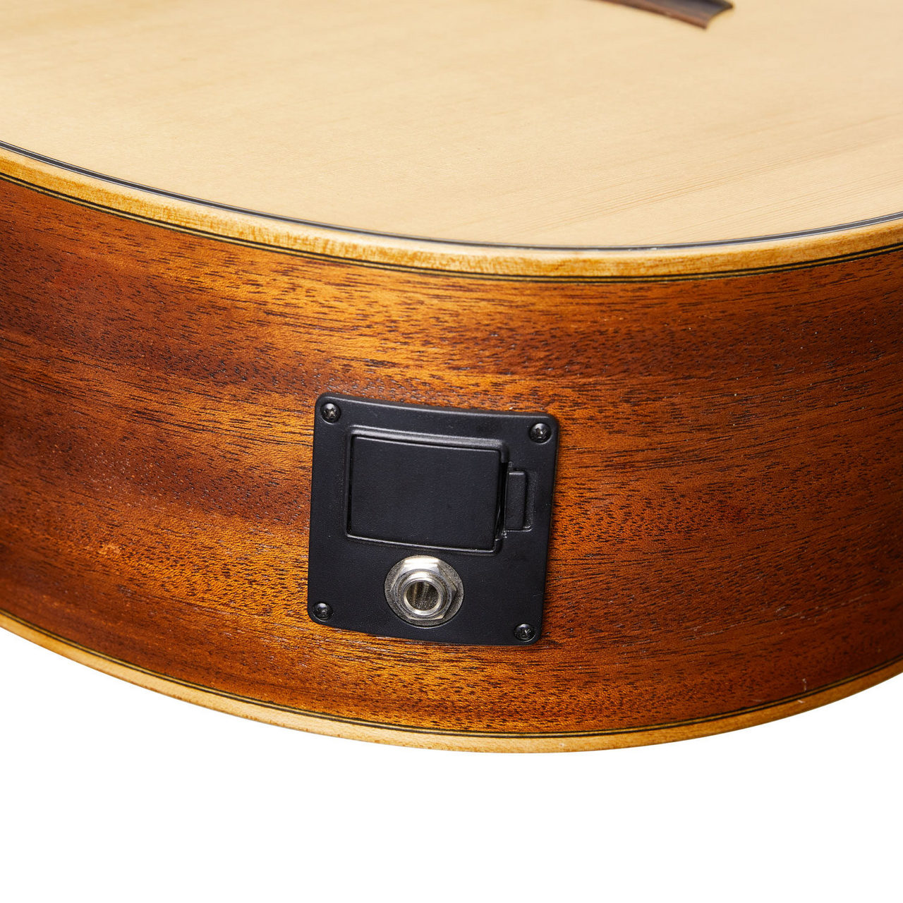 Bromo Guitar BAT2CE【サマー・セール価格!】（新品/送料無料