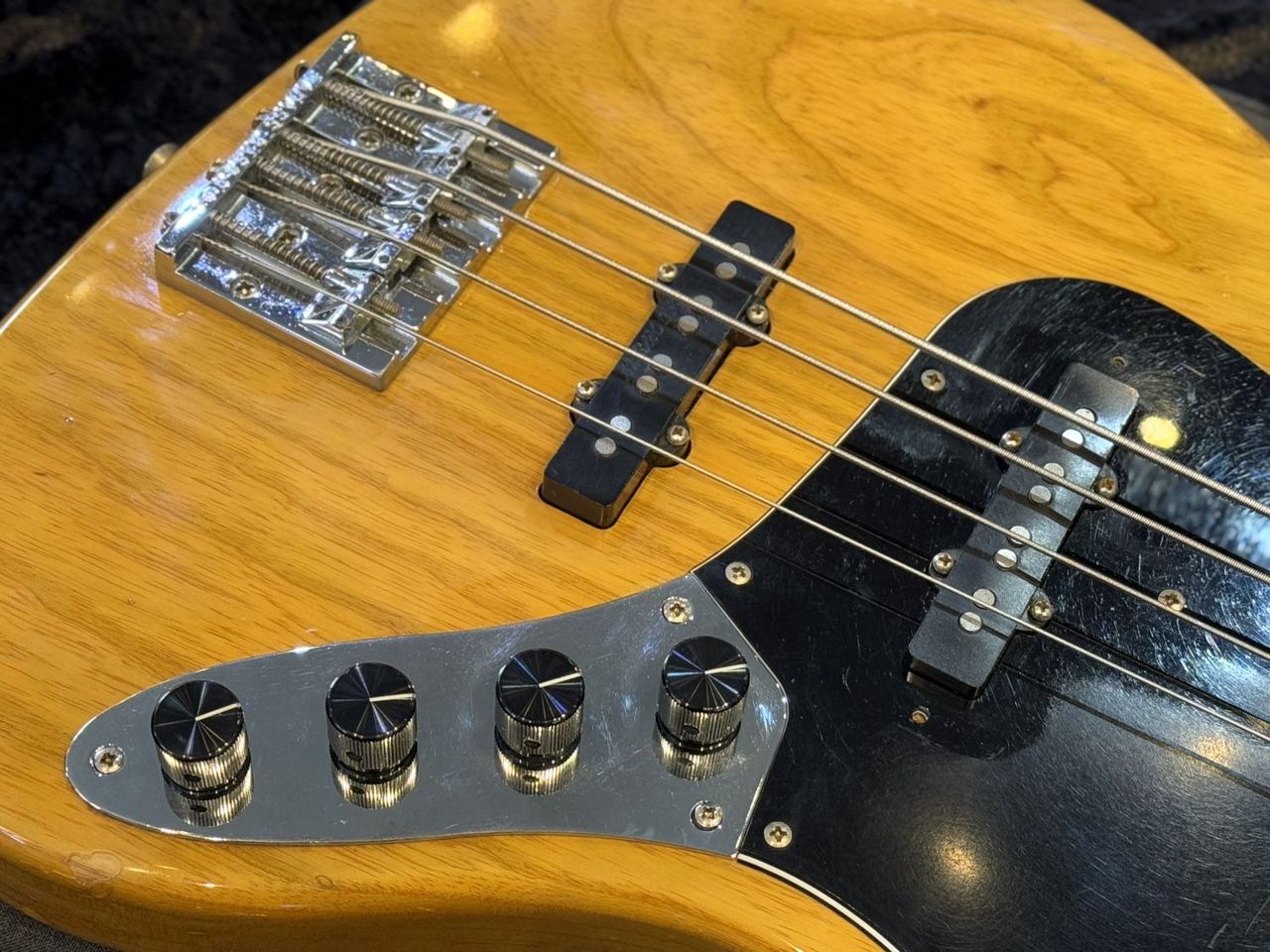 Fender Japan JB75 NAT 