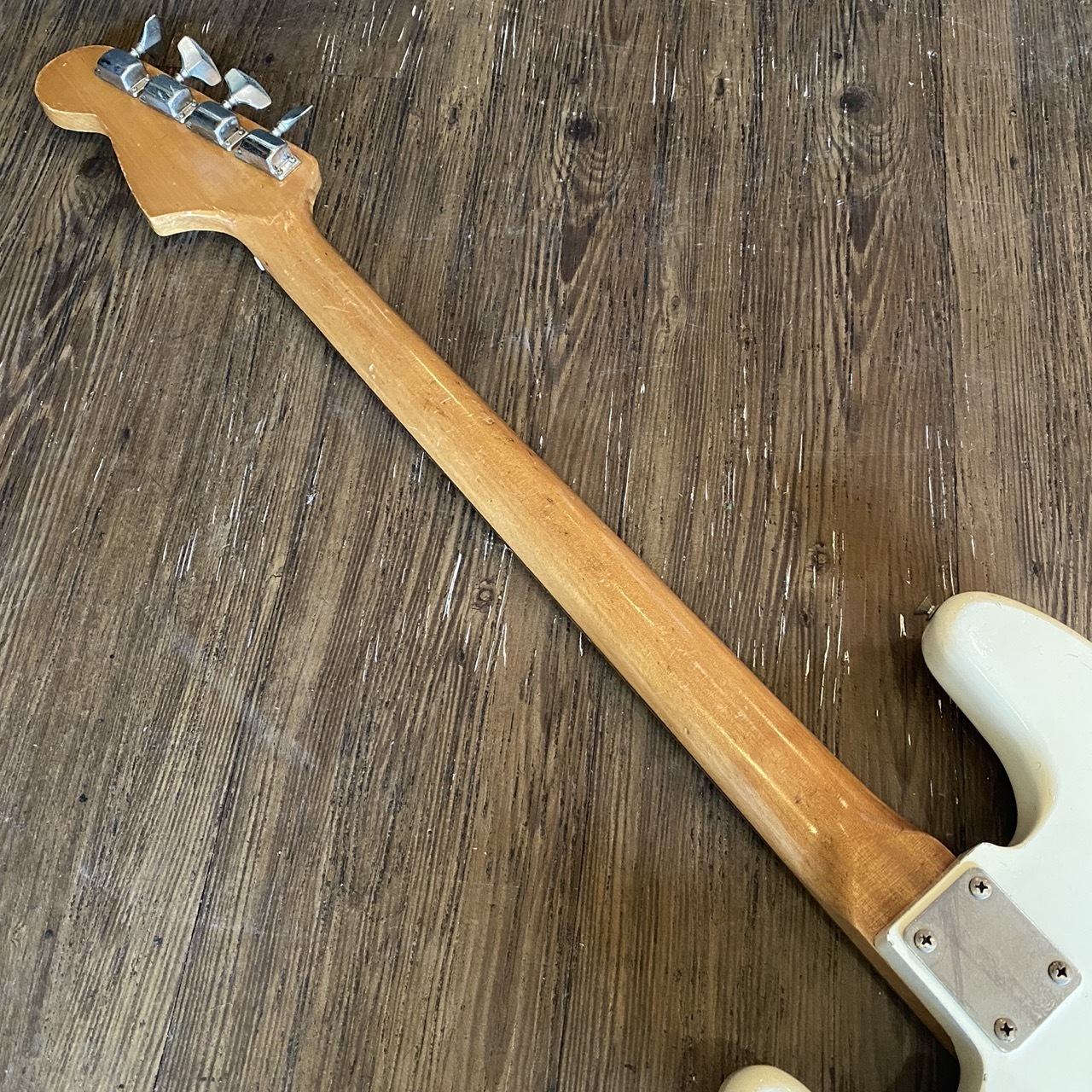 HOLLY Splendor Series Electric Bass Guitar（中古/送料無料）【楽器