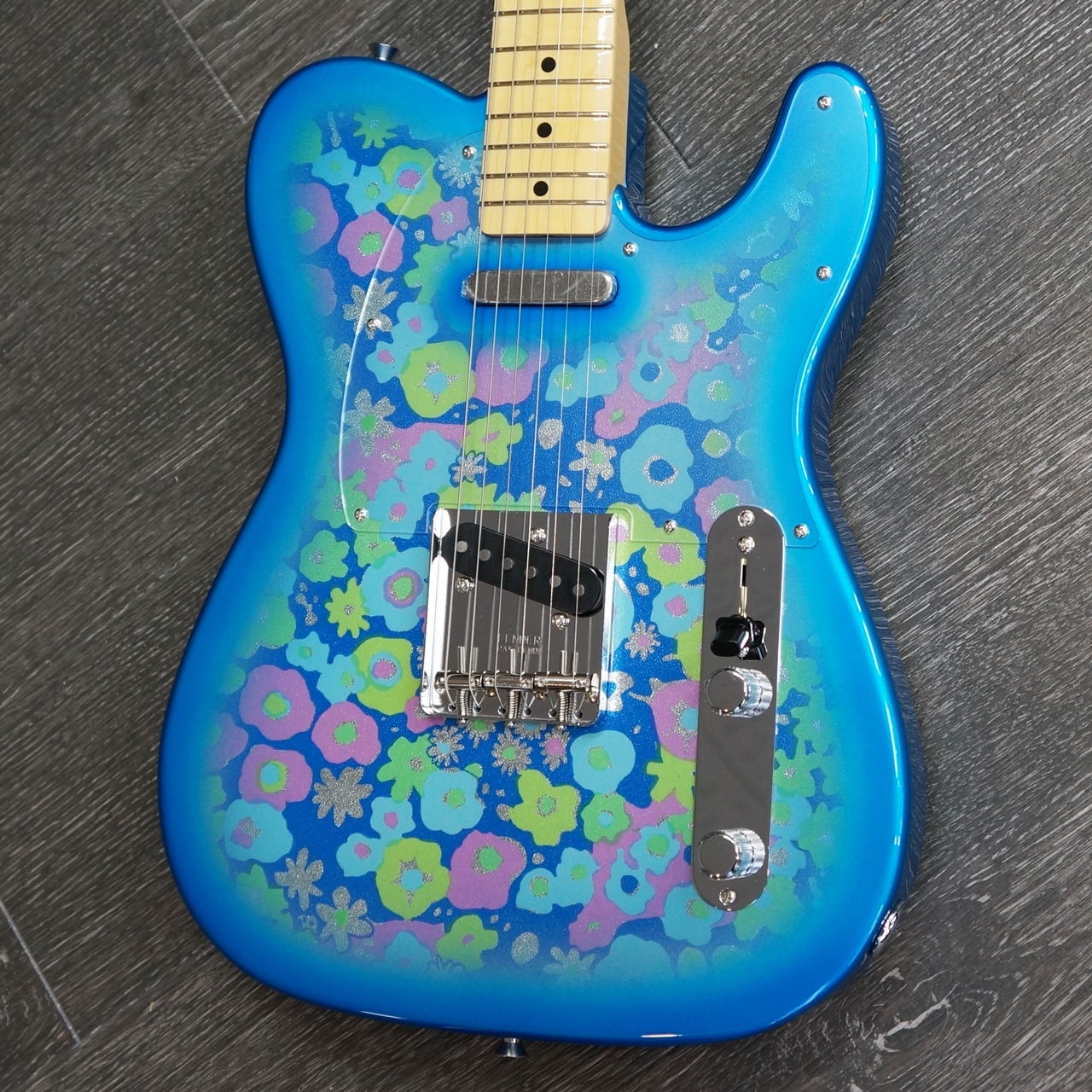 Fender Made in Japan Limited Telecaster® Blue Flower（新品