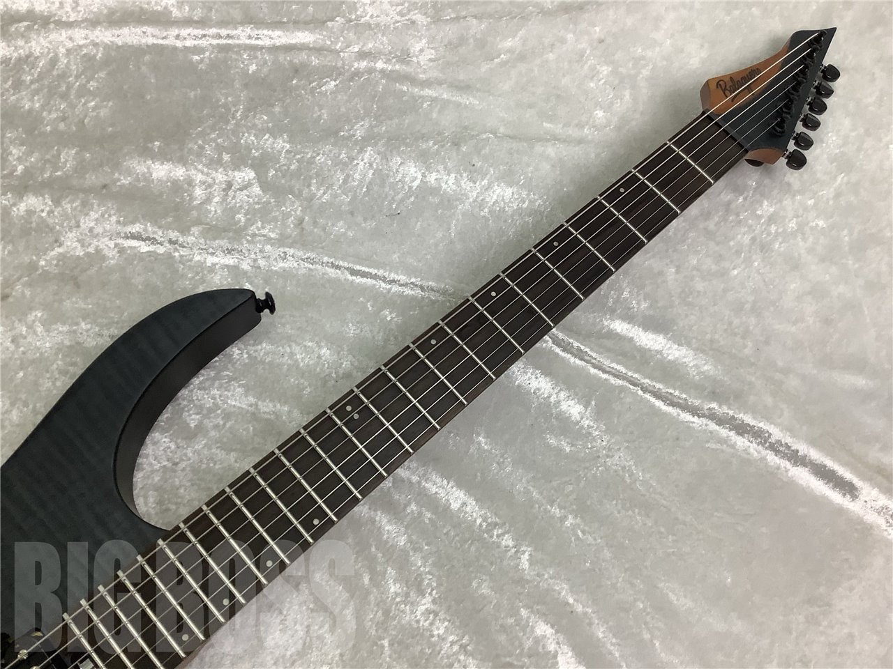 Balaguer Guitars Diablo Standard with Evertune Bridge (Satin Trans