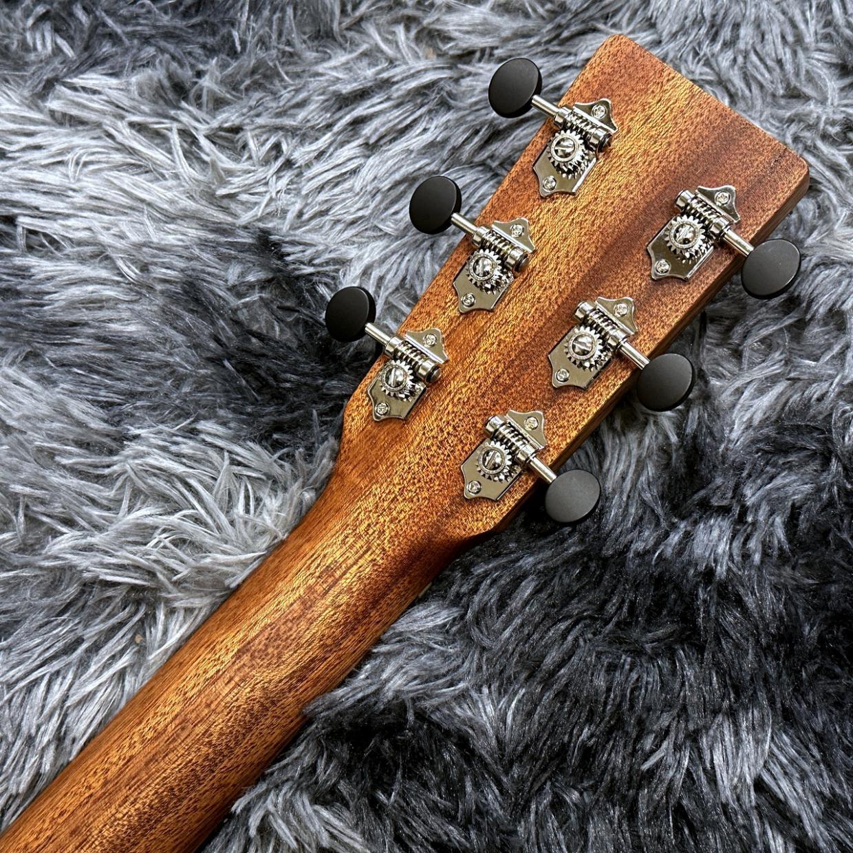 Martin 000 Jr E Sapele【特価】 【エレアコ】（新品特価/送料無料