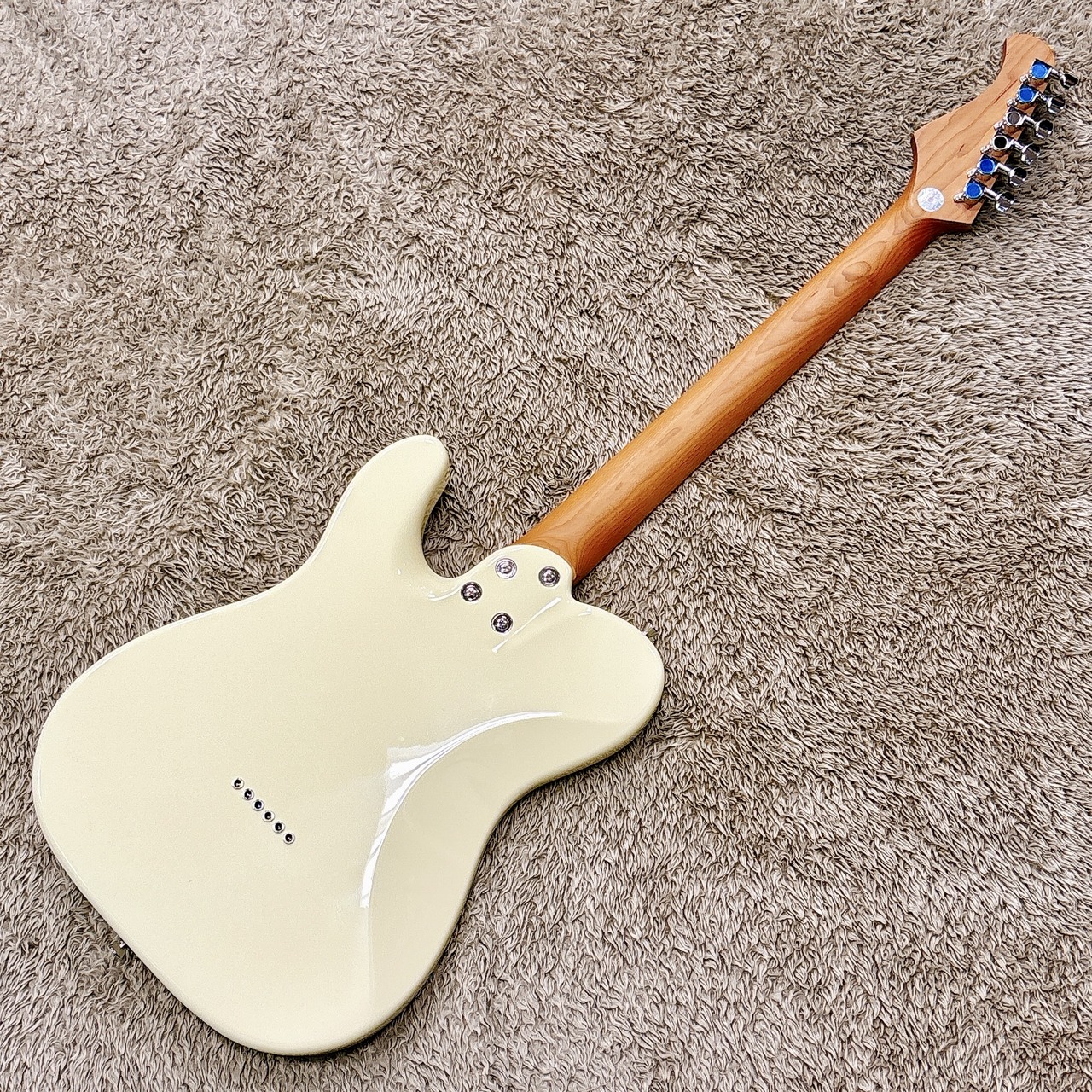 Bacchus BTE-1DX RSM/M OWH (Olympic White) -Univers Series
