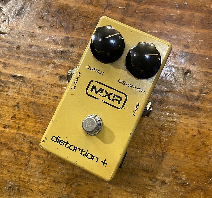 MXR distortion+ 1980年 MXR distortion+ 1980 - YouTube