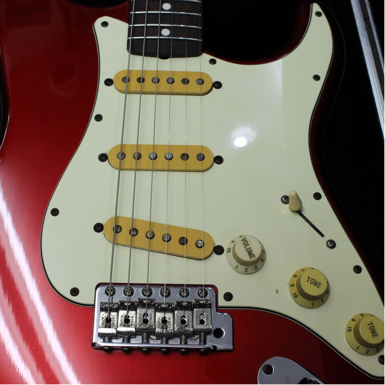 Fender Japan Stratocaster ストラト Candy Apple Red、VANZANDT USA