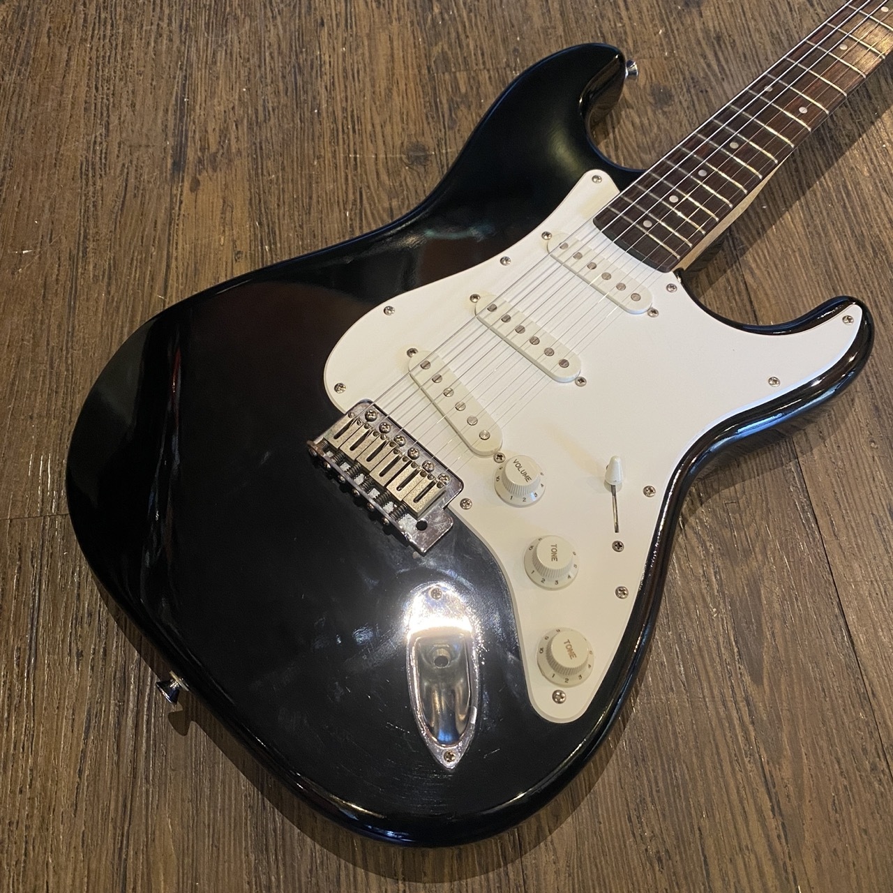 Marina M-STストラトタイプ エレキギター Marina M-STストラトタイプ