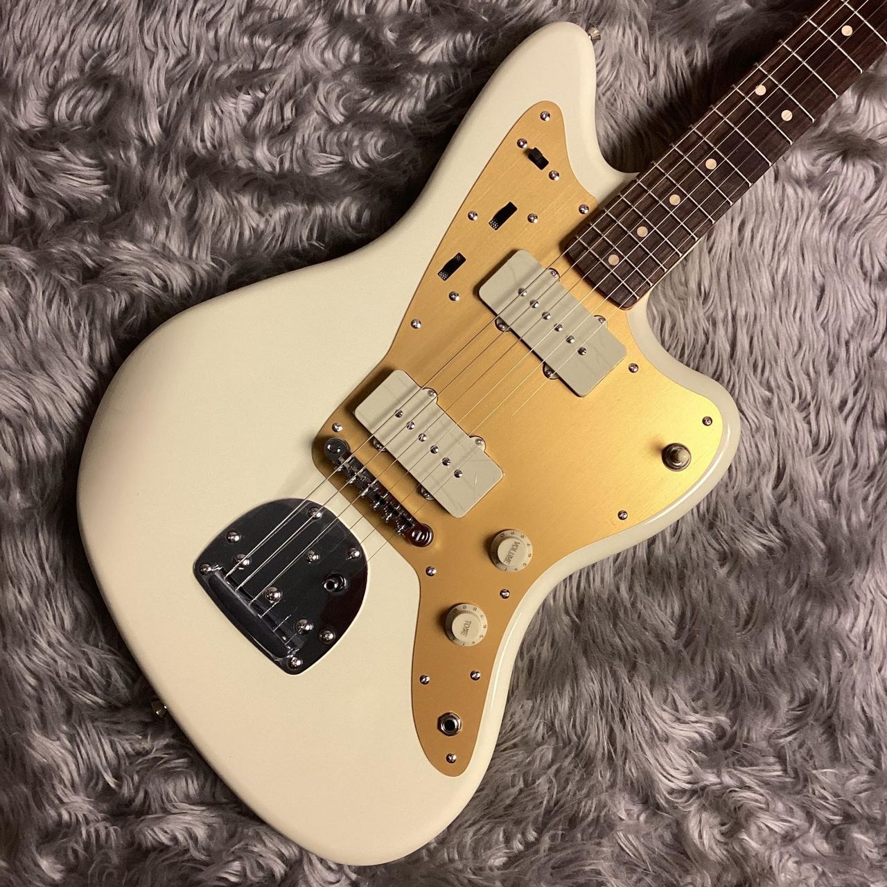 新同　Squier J Mascis Jazzmaster Squier® J Mascis Jazzmaster® – Fender