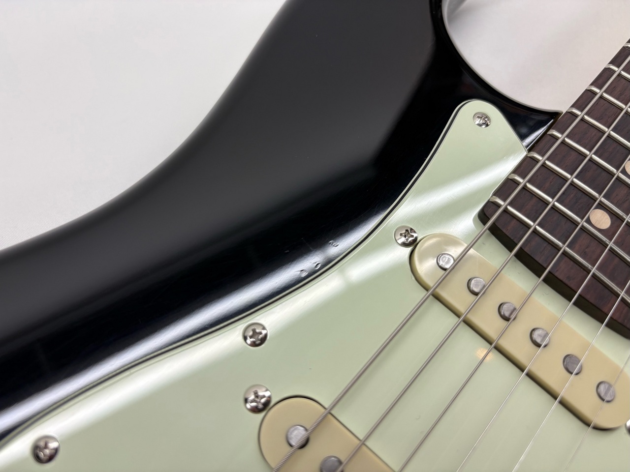 J.W.Black Guitars JWB-S -Black Soft Aged-【ハイエンドフロア在庫品