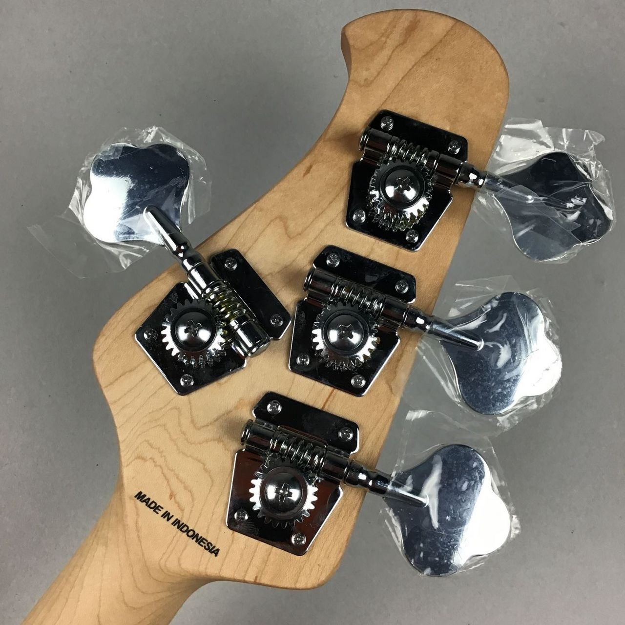 Sterling by MUSIC MAN SUB Series STINGRAY RAY4 / Natural Gloss