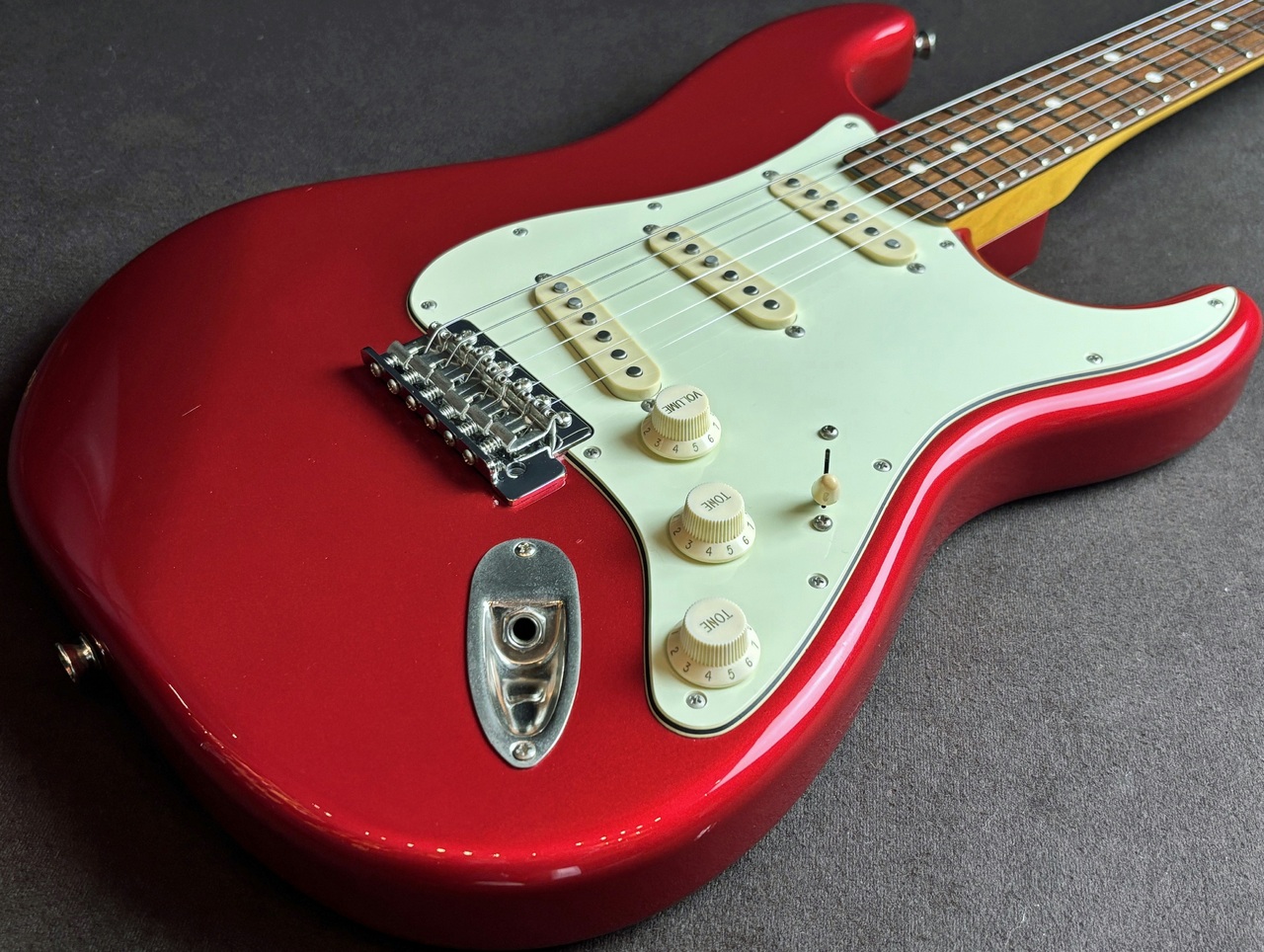 FSR Classic Vibe '60s Stratocaster 中古美品 SQUIER スクワイヤー FSR Classic Vibe 60s Stratocaster Fiesta