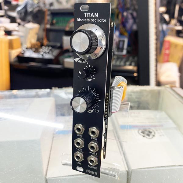 鍵盤楽器 eowave EO-103 TITAN EOWAVE EO-103 TITAN（中古）【楽器検索デジマート】