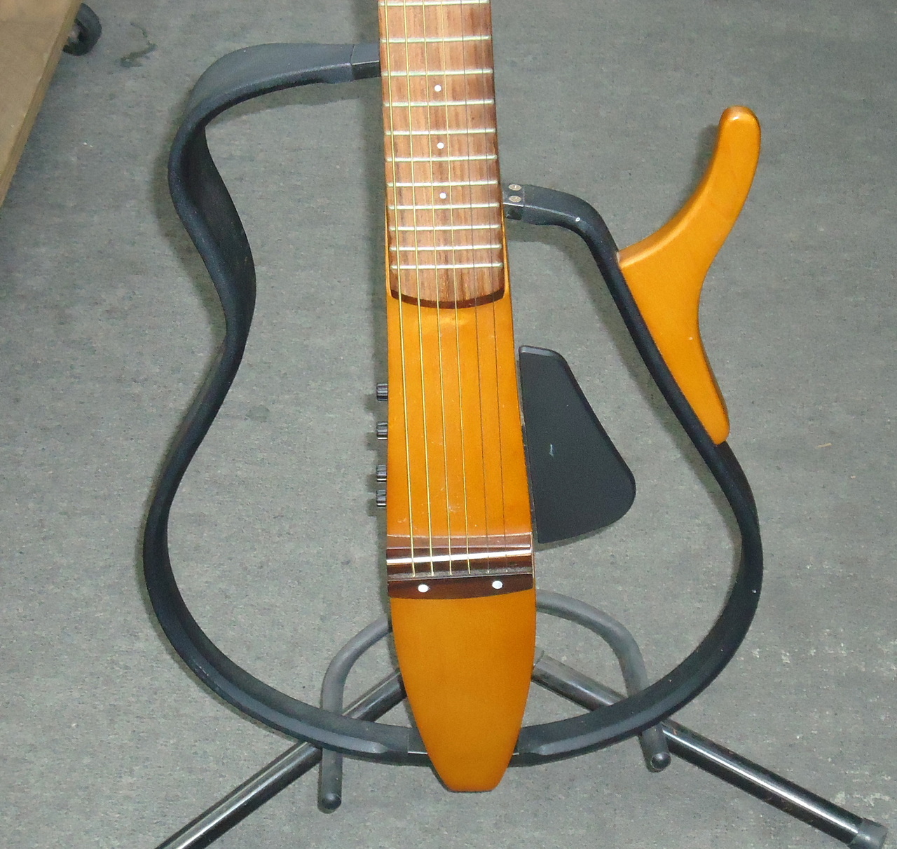 YAMAHA SLG-110S サイレントギター スチール弦仕様（中古）【楽器検索