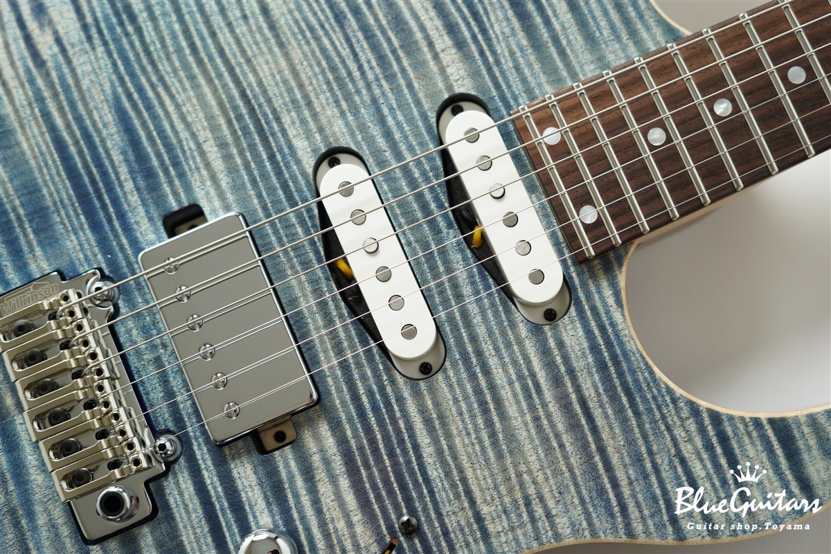 Black Smoker FUTURA-S SSH / Flame Maple Top, Fiji Mahogany Back