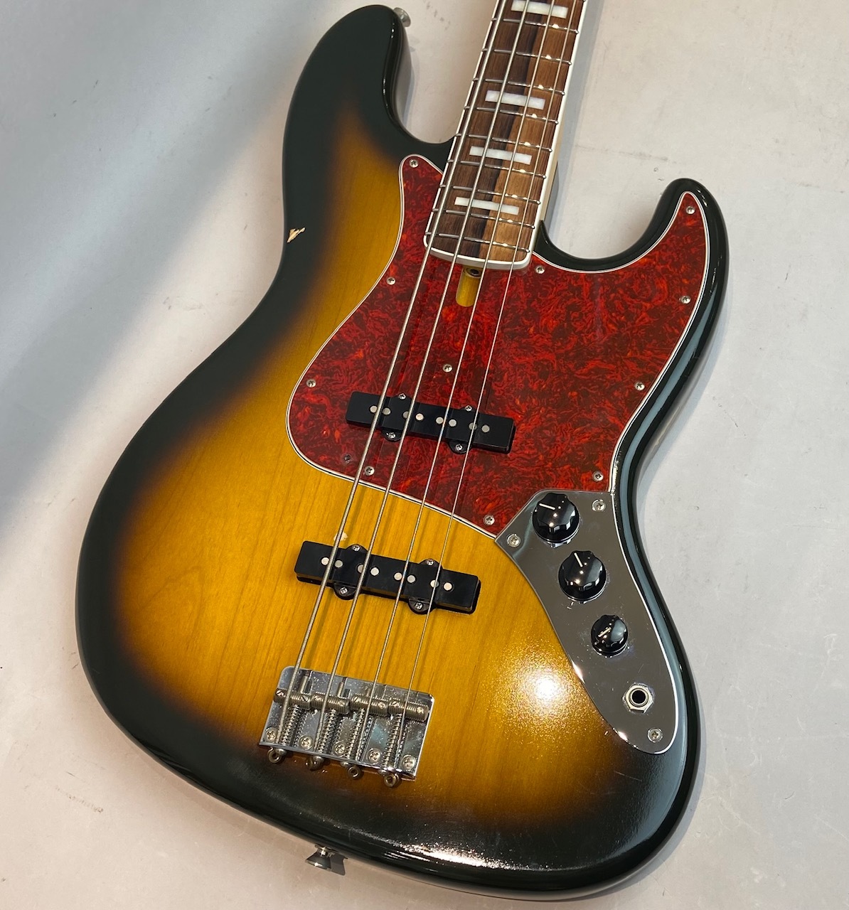 Vanzandt JBV-R2 jazz bass マダガスカル・ローズウッド Vanzandt JBV-R2 jazz bass マダガスカル・ローズウッド - メルカリ
