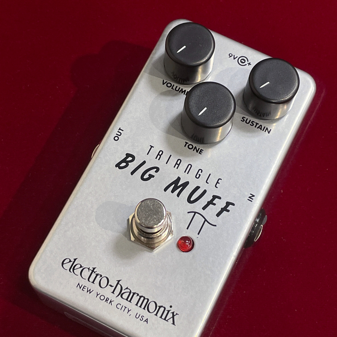 Electro-Harmonix Triangle Big Muff Pi 【本家から復刻】【展示