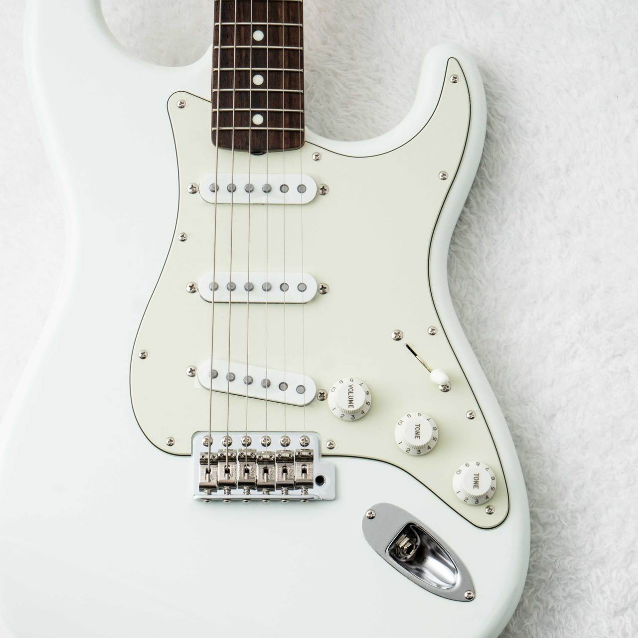 Fender FSR Made in Japan Traditional II 60s Stratocaster Olympic