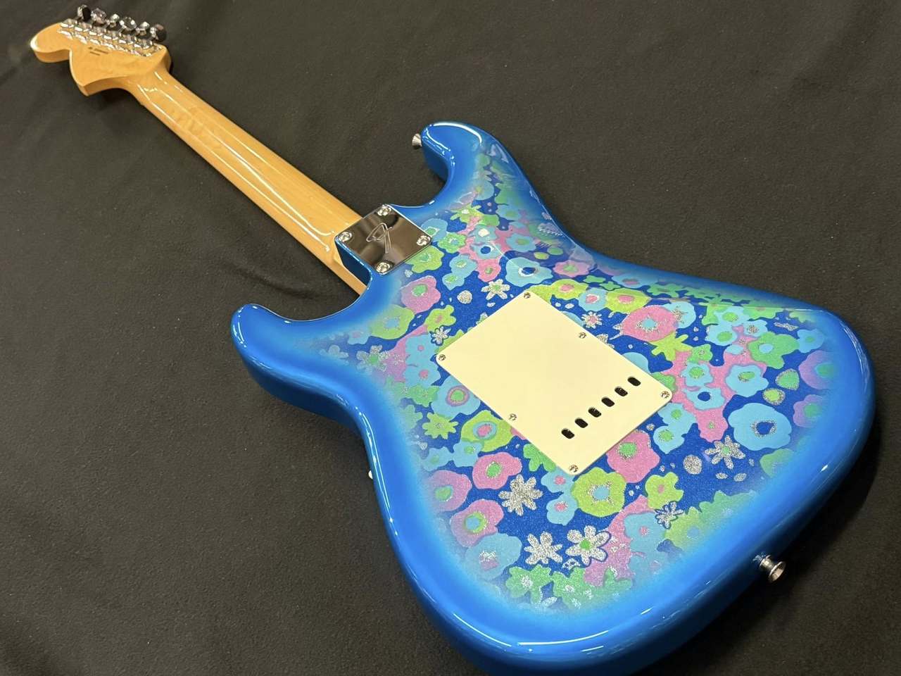 Fender Made in Japan Limited Stratocaster Blue Flower（新品特価