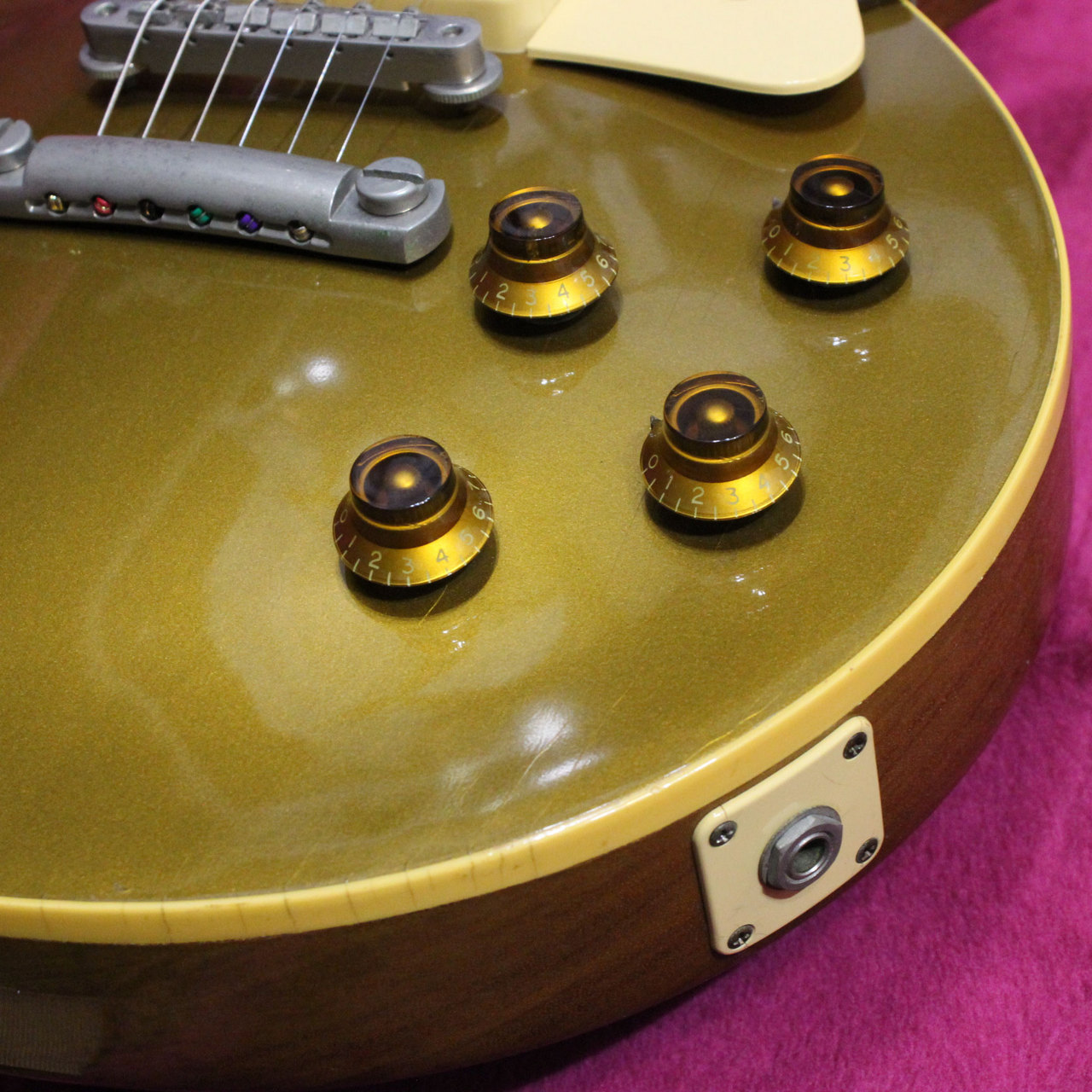 Gibson Pre-Historic Les Paul Standard 1956 Reissue Gold Top プレ 