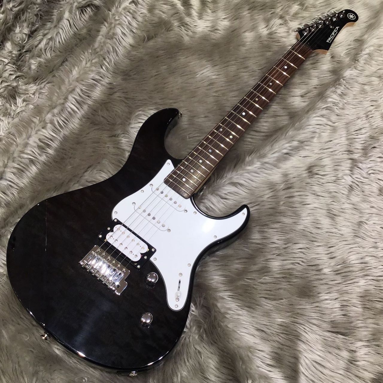 YAMAHA PACIFICA212VQM TBL トランスルーセントブラックパシフィカ