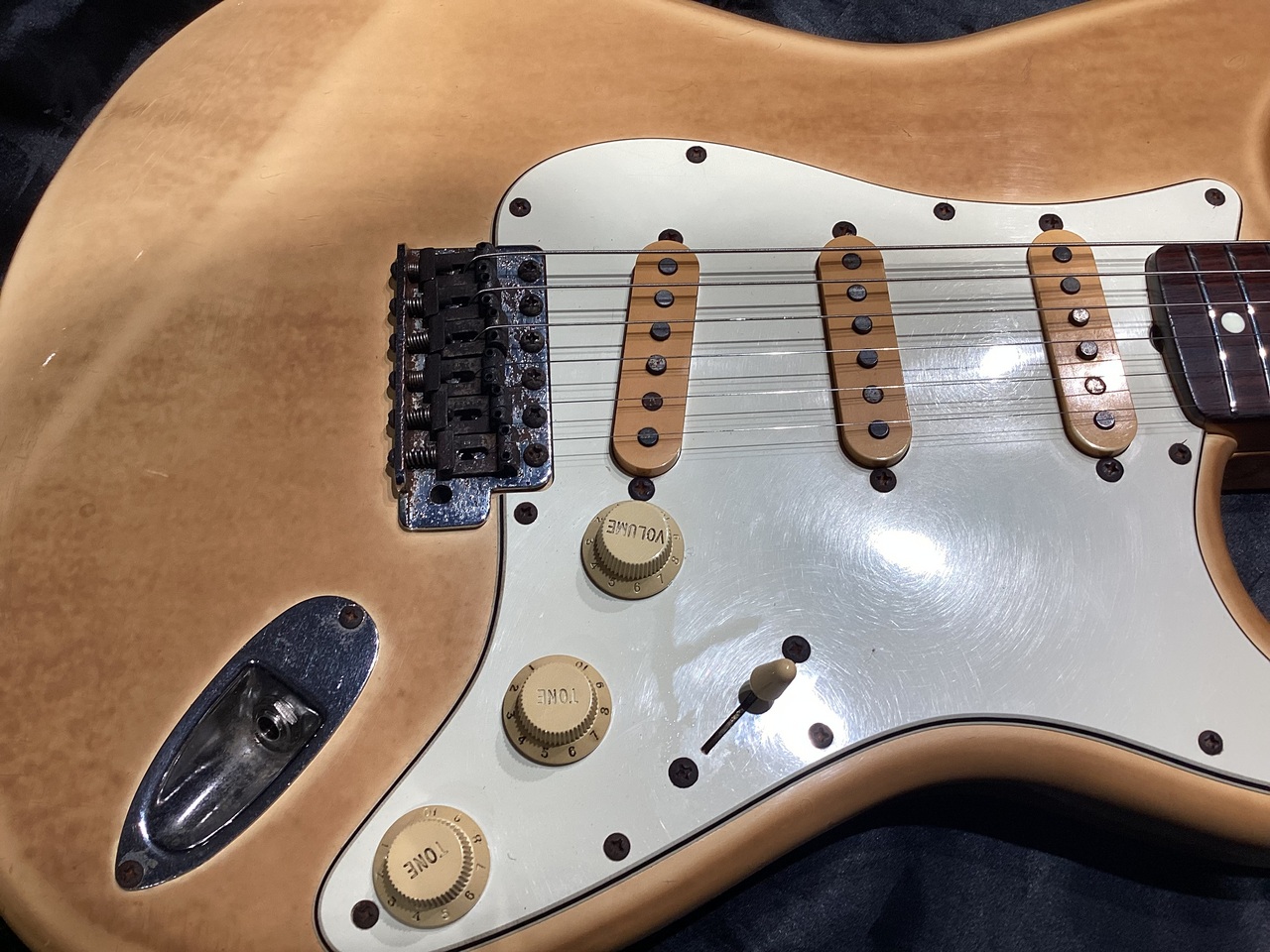 Fender Japan / STD-62 Stratcaster【Eシリアル】 Fender Japan STD-62 Stratcaster【現物写真】【Eシリアル】【重量約
